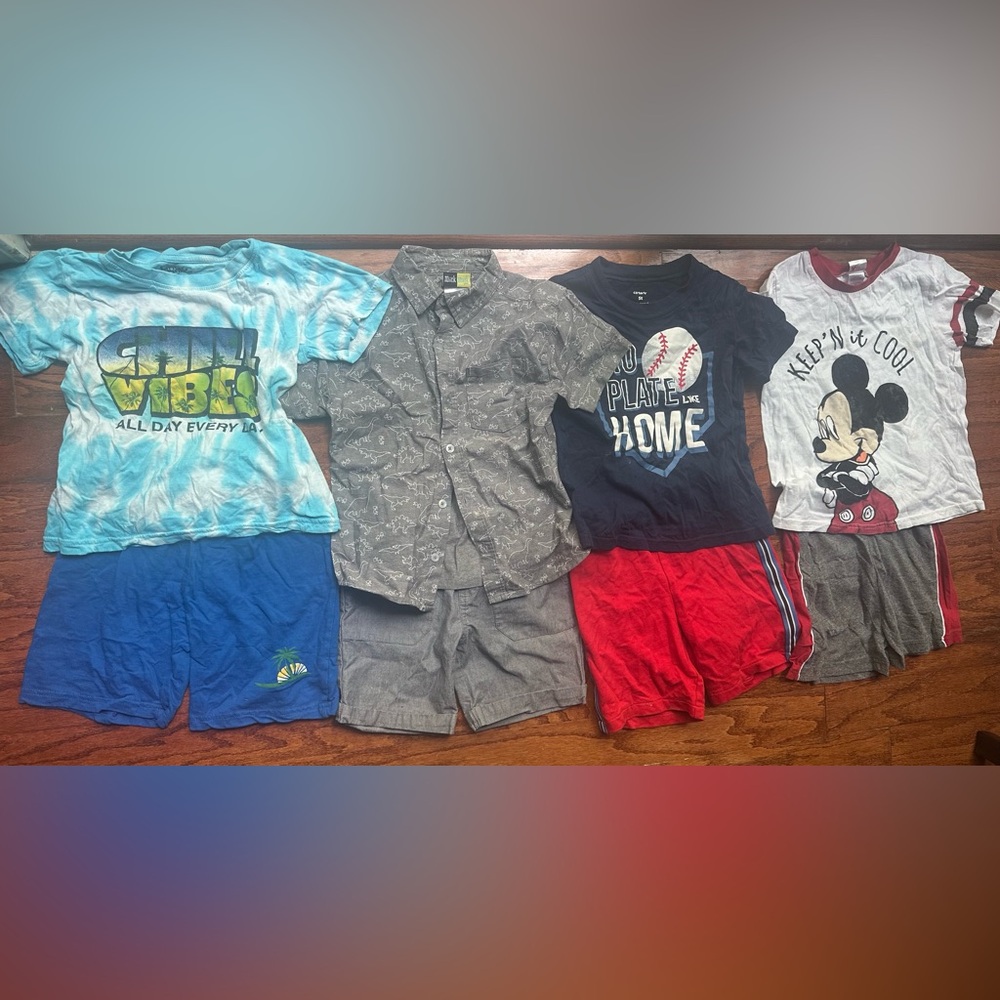 Mickey Mouse Red & Gray Kids Boys Set - Disney Size 5 NWT